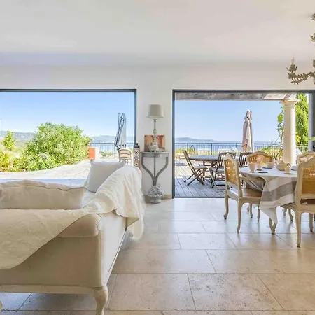 Apartamento Sea-facing With Pool *