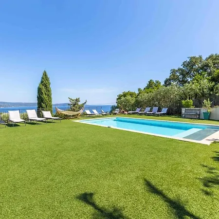 Sea-facing With Pool Apartamento *